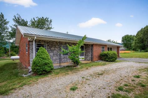 1372 Jamestown Highway Livingston TN 38570