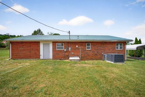 1372 Jamestown Highway Livingston TN 38570