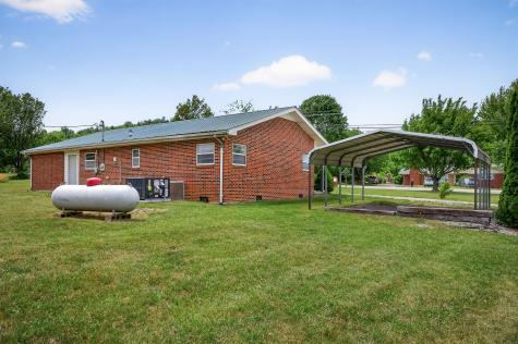 1372 Jamestown Highway Livingston TN 38570