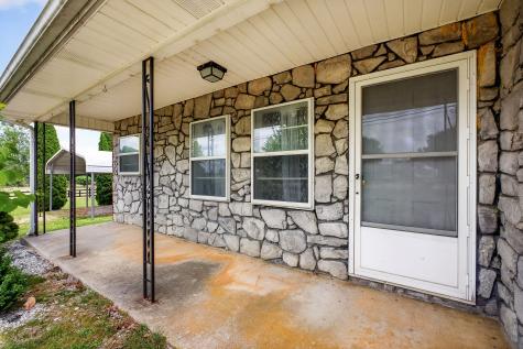 1372 Jamestown Highway Livingston TN 38570