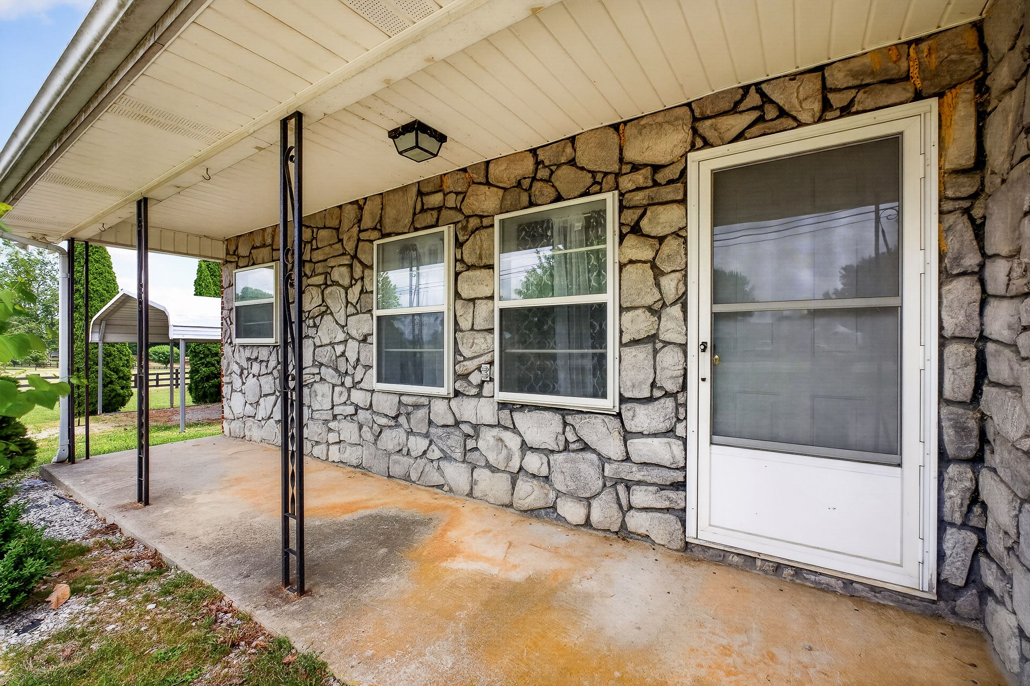 1372 Jamestown Highway Livingston TN 38570