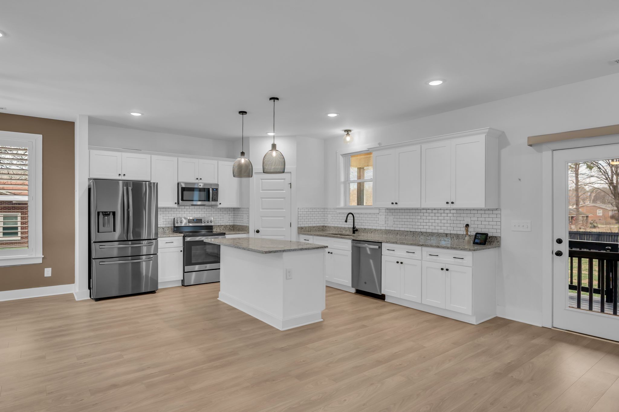 700 Redwood Circle Columbia TN 38401