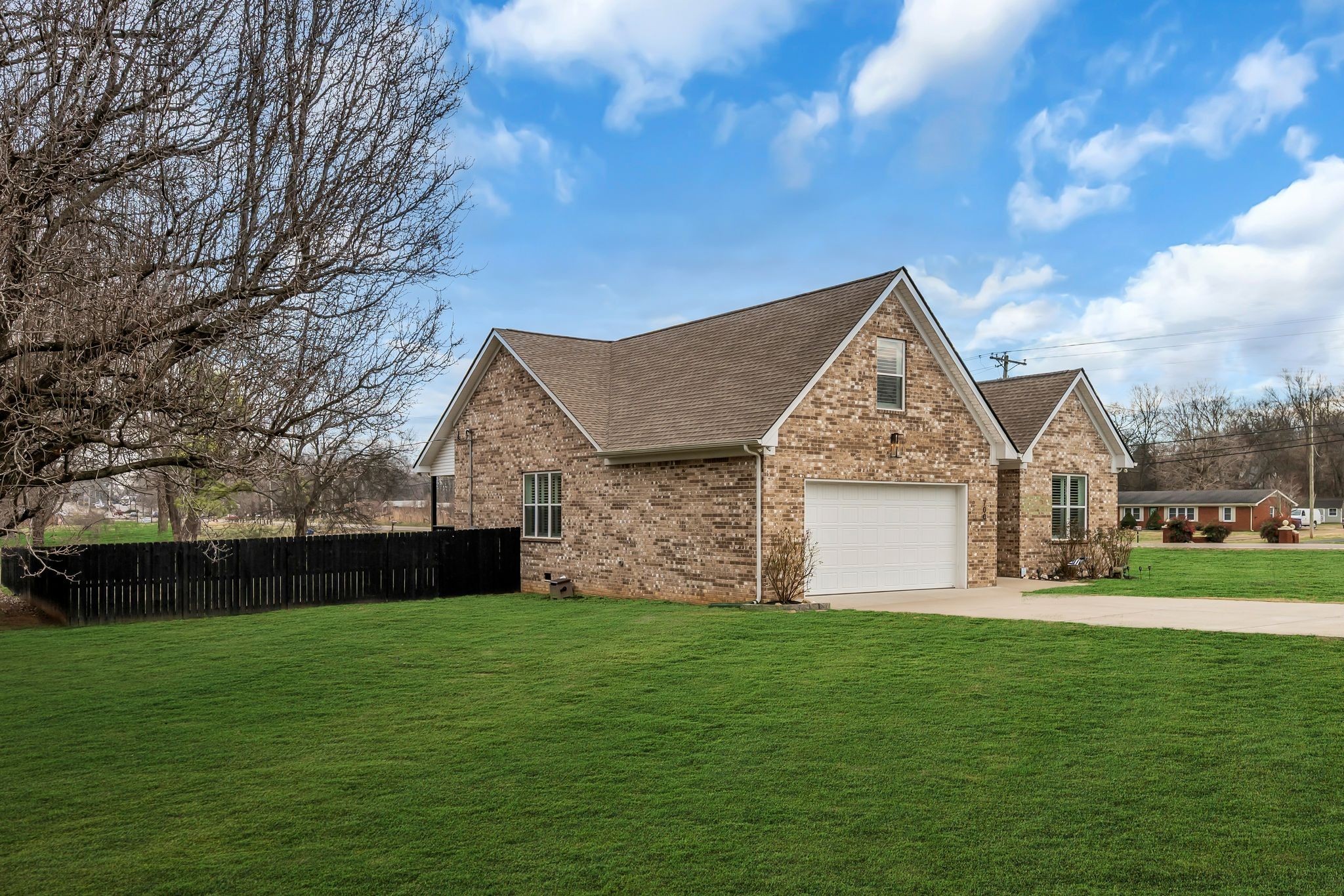 700 Redwood Circle Columbia TN 38401