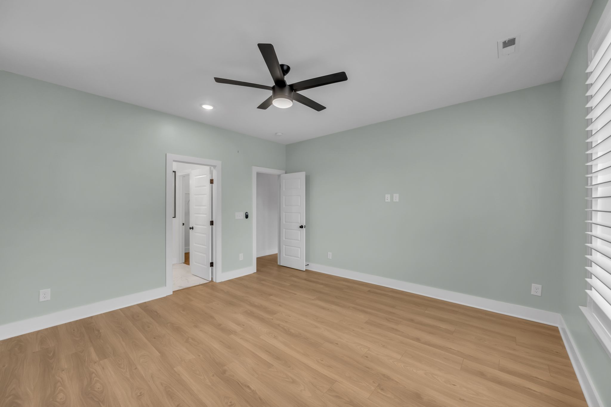 700 Redwood Circle Columbia TN 38401