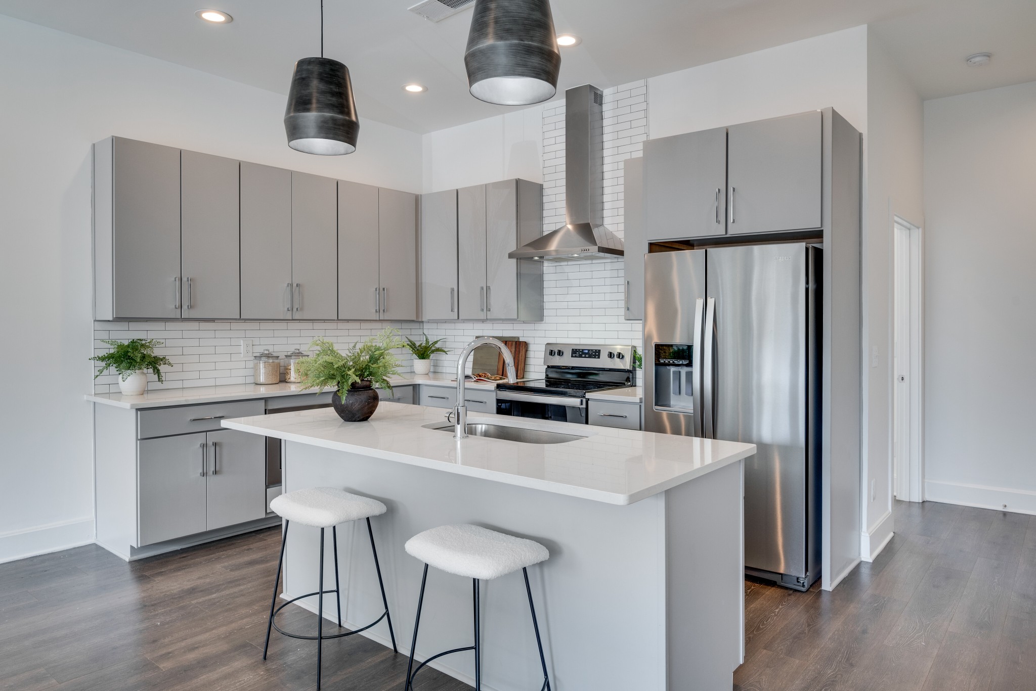345 Douglas Avenue Nashville TN 37207