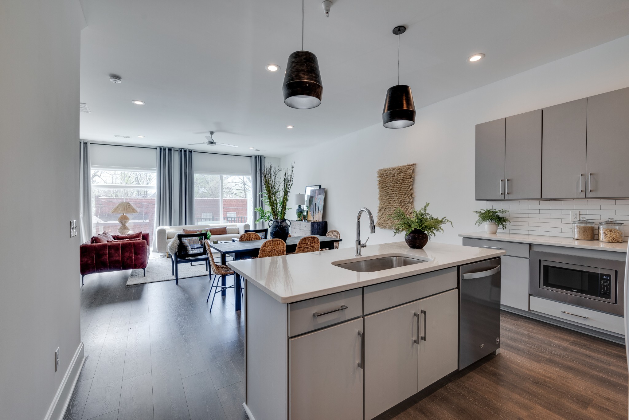 345 Douglas Avenue Nashville TN 37207