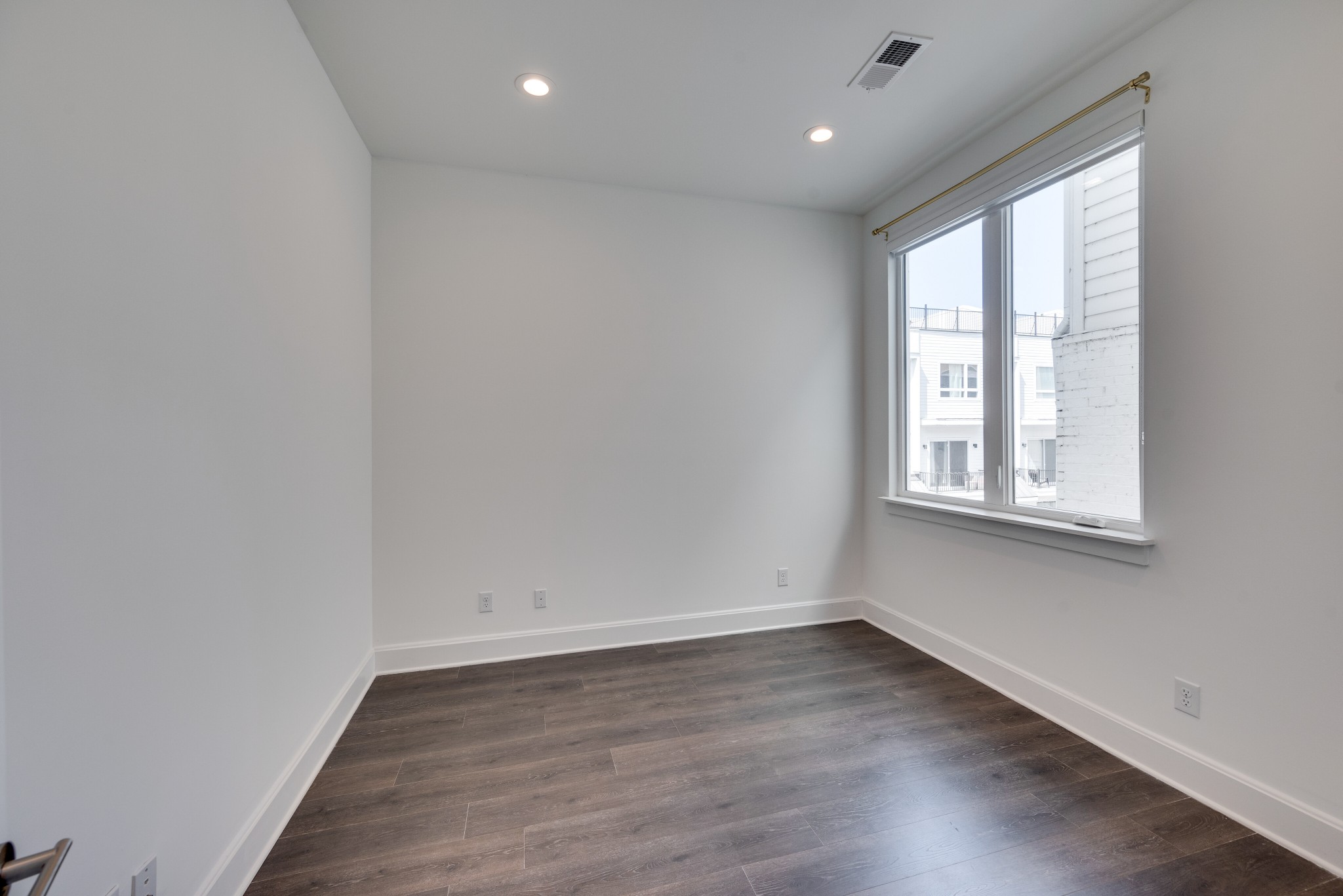 345 Douglas Avenue Nashville TN 37207