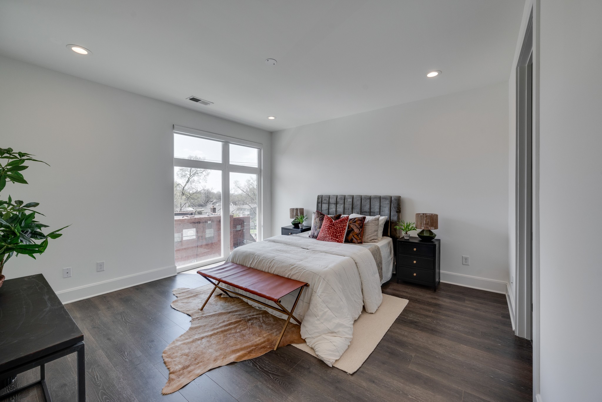 345 Douglas Avenue Nashville TN 37207