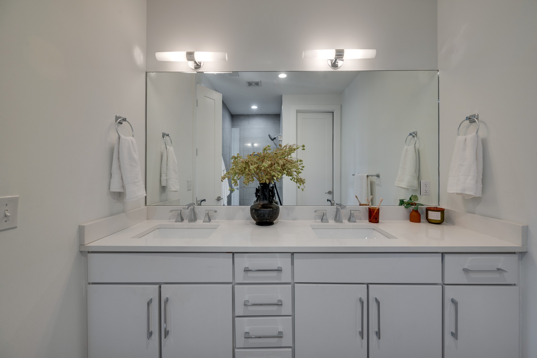 345 Douglas Avenue Nashville TN 37207