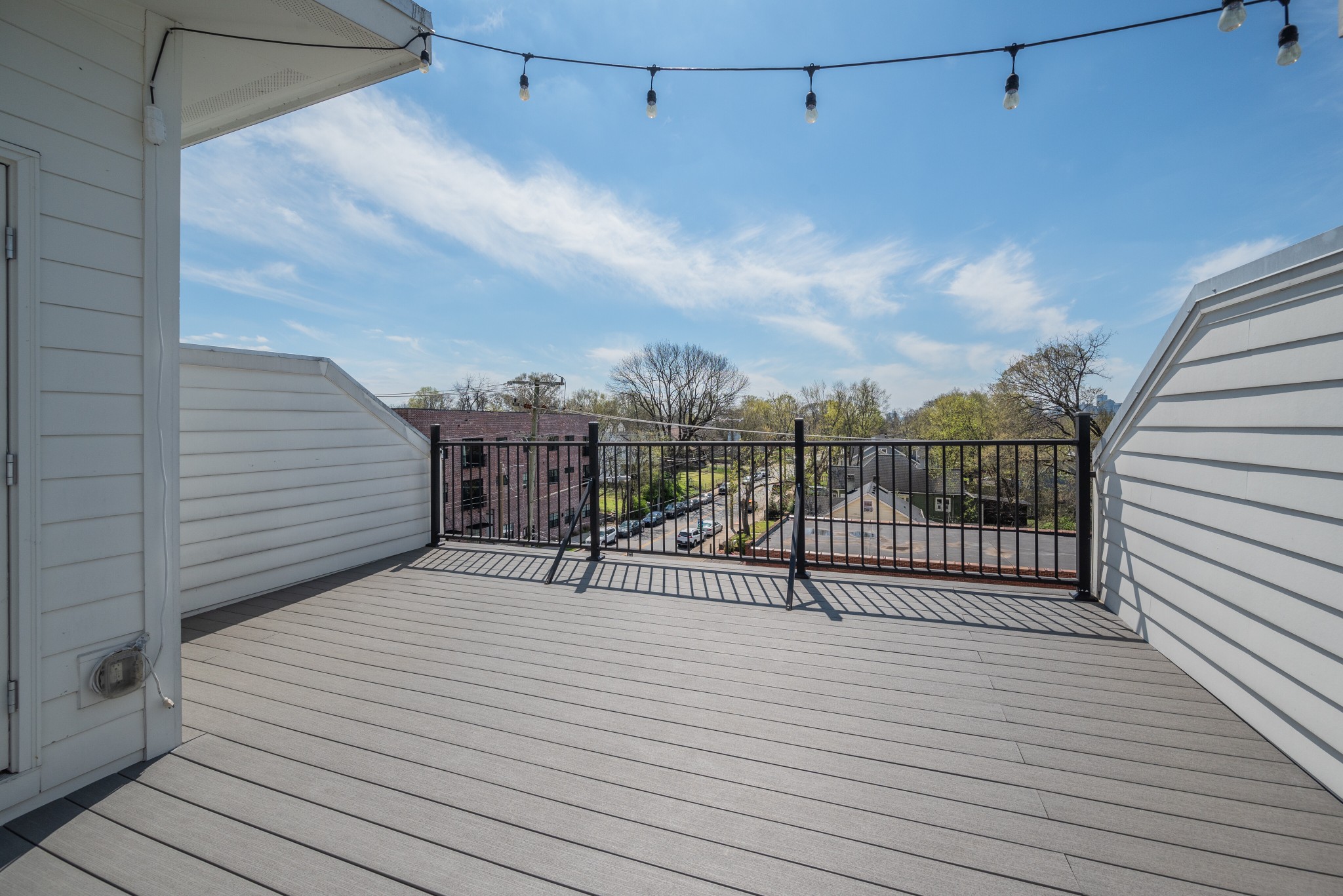 345 Douglas Avenue Nashville TN 37207