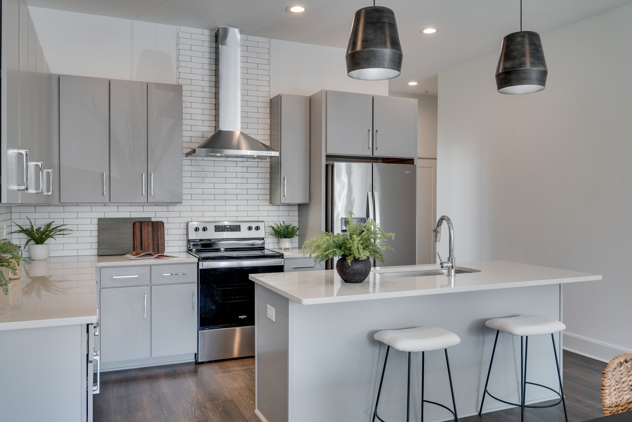 345 Douglas Avenue Nashville TN 37207