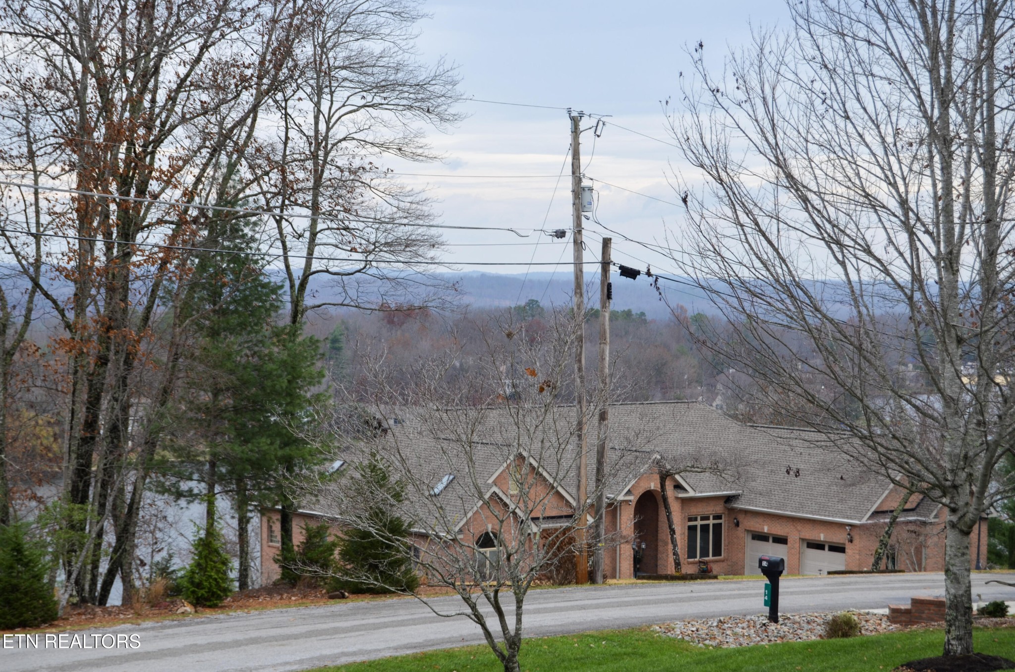 124 Markham Lane Crossville TN 38558