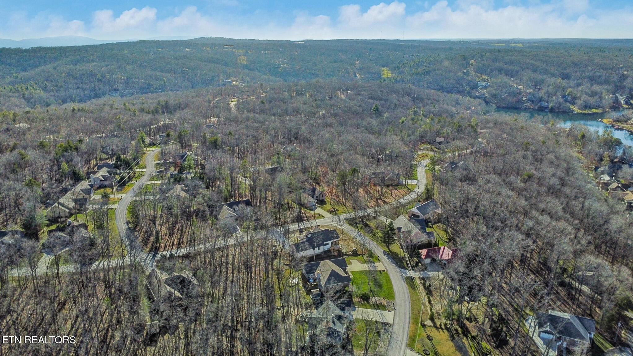 124 Markham Lane Crossville TN 38558