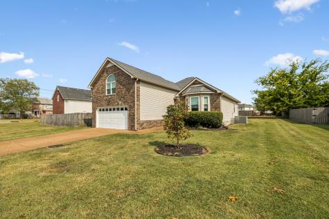 5313 Sunnyvale Drive Antioch TN 37013