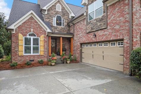 135 Ruland Circle Hendersonville TN 37075
