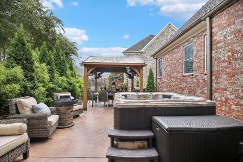 135 Ruland Circle Hendersonville TN 37075