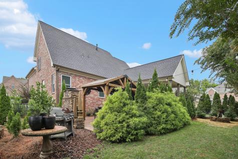 135 Ruland Circle Hendersonville TN 37075