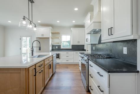 676 Courtney Lane Chattanooga TN 37415