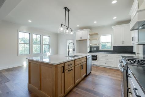 676 Courtney Lane Chattanooga TN 37415