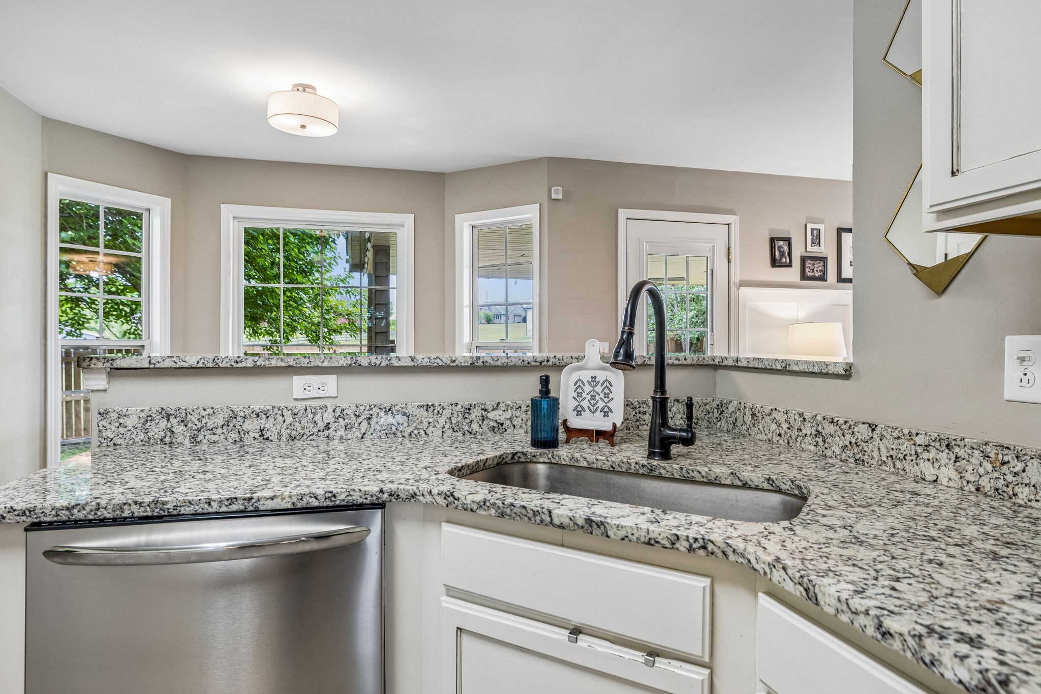 1399 Standing Stone Circle Columbia TN 38401