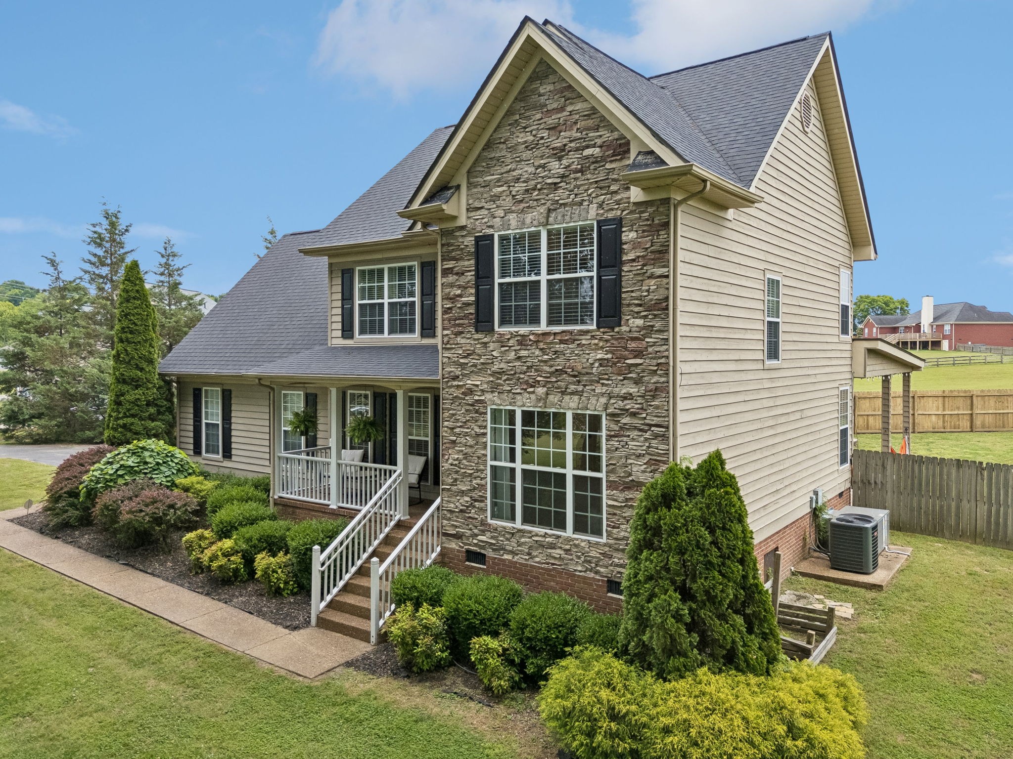 1399 Standing Stone Circle Columbia TN 38401