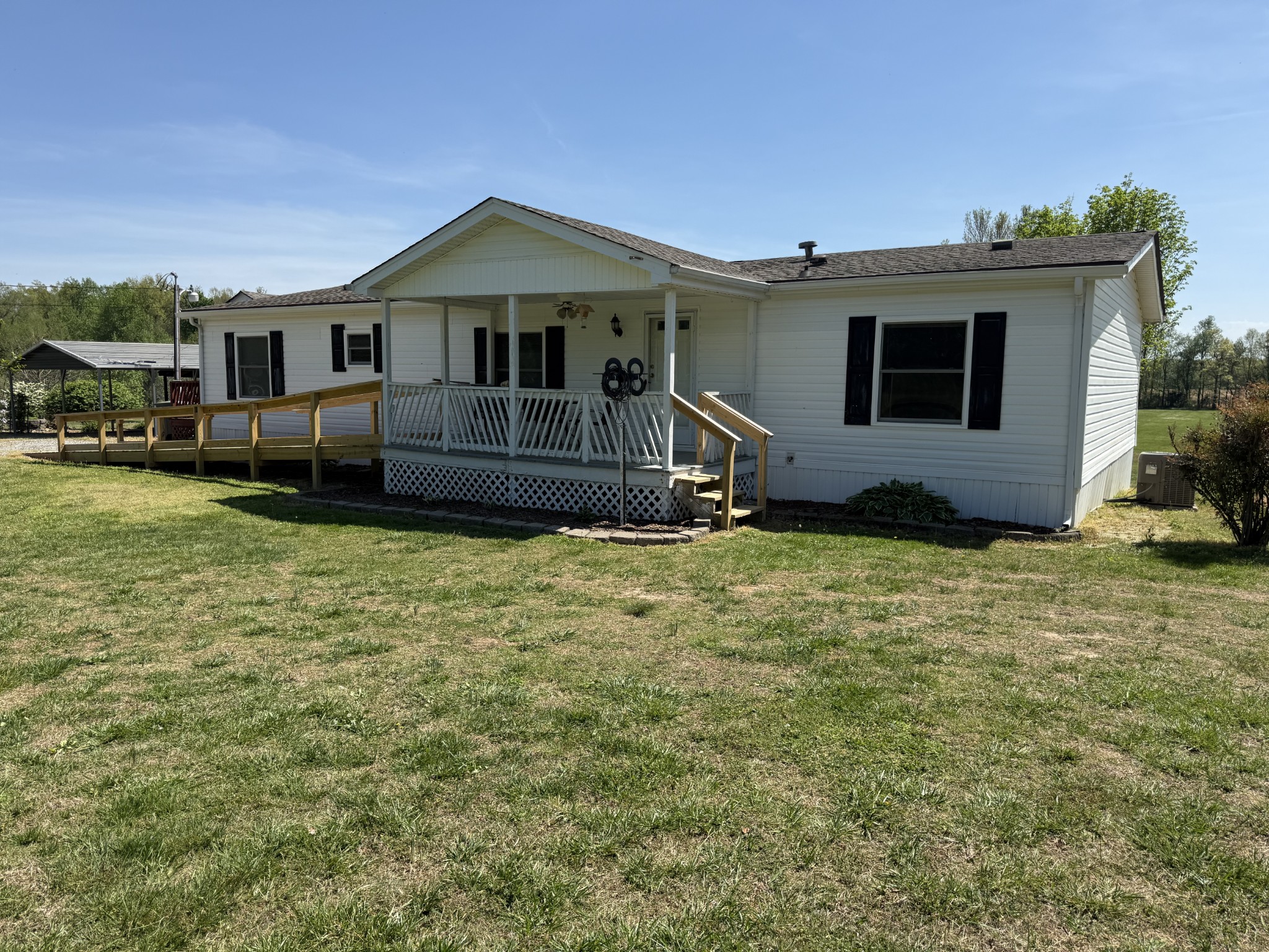 1247 Myrtle Road Bradyville TN 37026