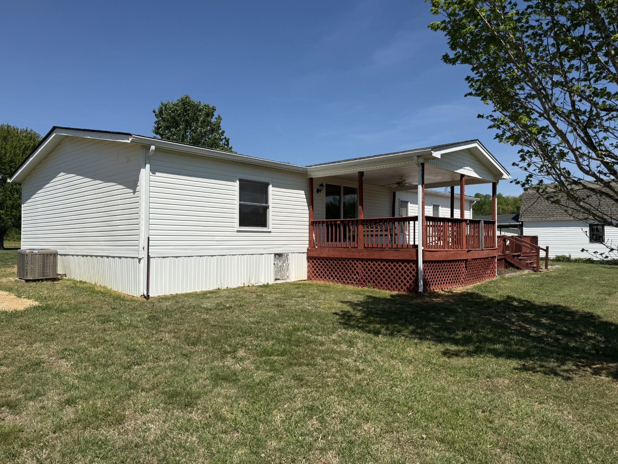 1247 Myrtle Road Bradyville TN 37026