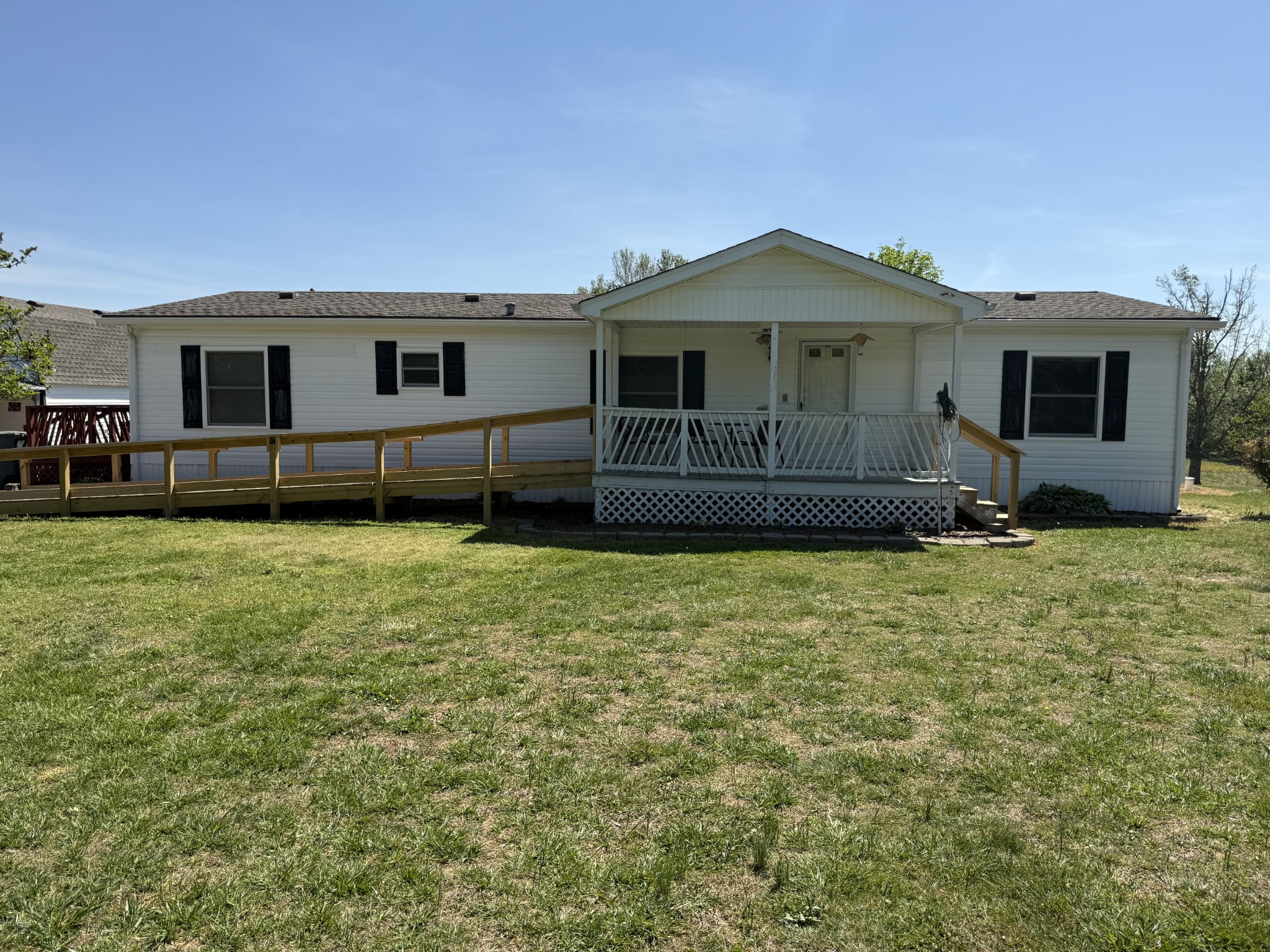 1247 Myrtle Road Bradyville TN 37026