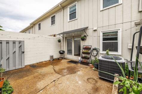 8300 Sawyer Brown Road Nashville TN 37221