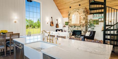 795 Tucker Road Dickson TN 37055