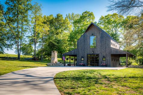 795 Tucker Road Dickson TN 37055
