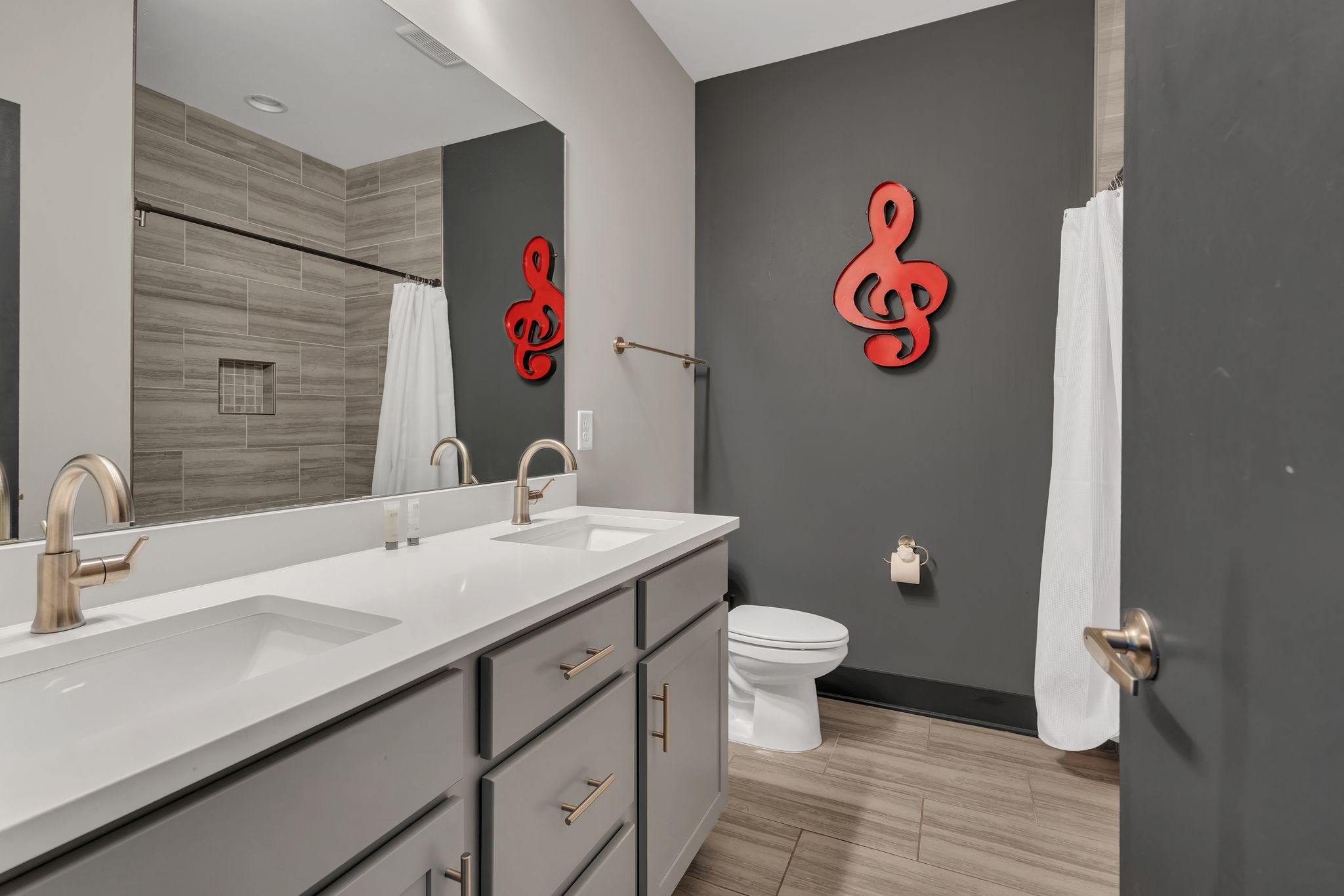 64 Fern Avenue Nashville TN 37207