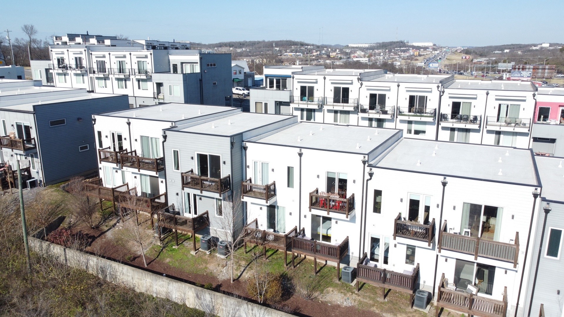 64 Fern Avenue Nashville TN 37207