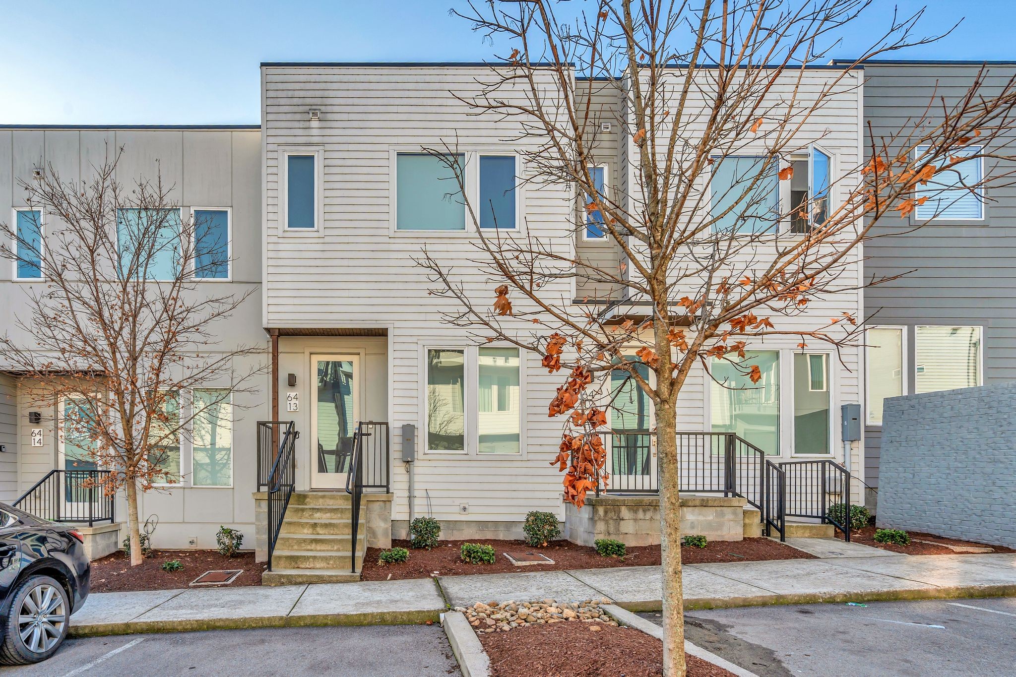 64 Fern Avenue Nashville TN 37207