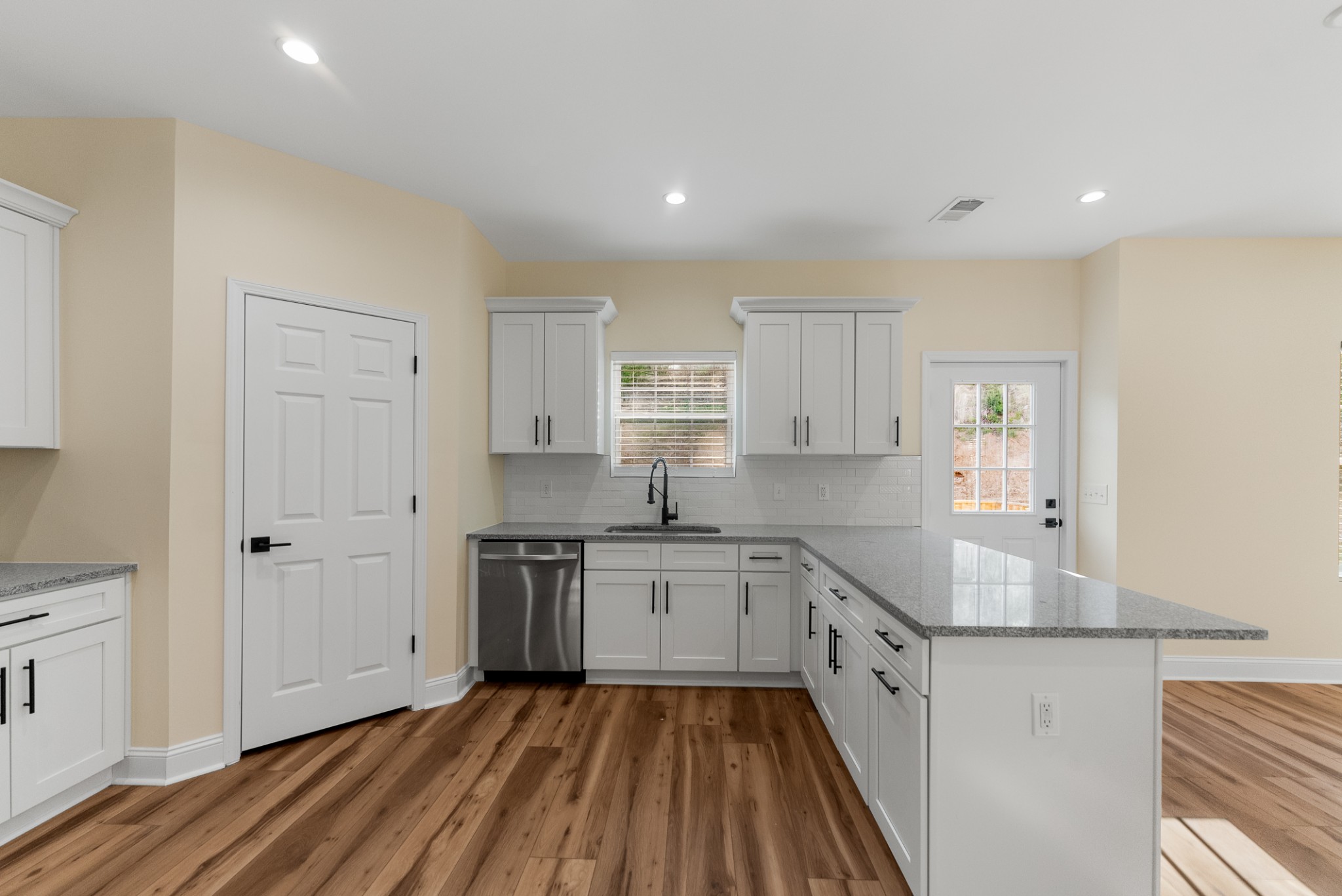 4745 Long Branch Antioch TN 37013