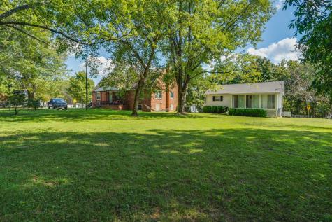 8915 Lyles Road Lyles TN 37098