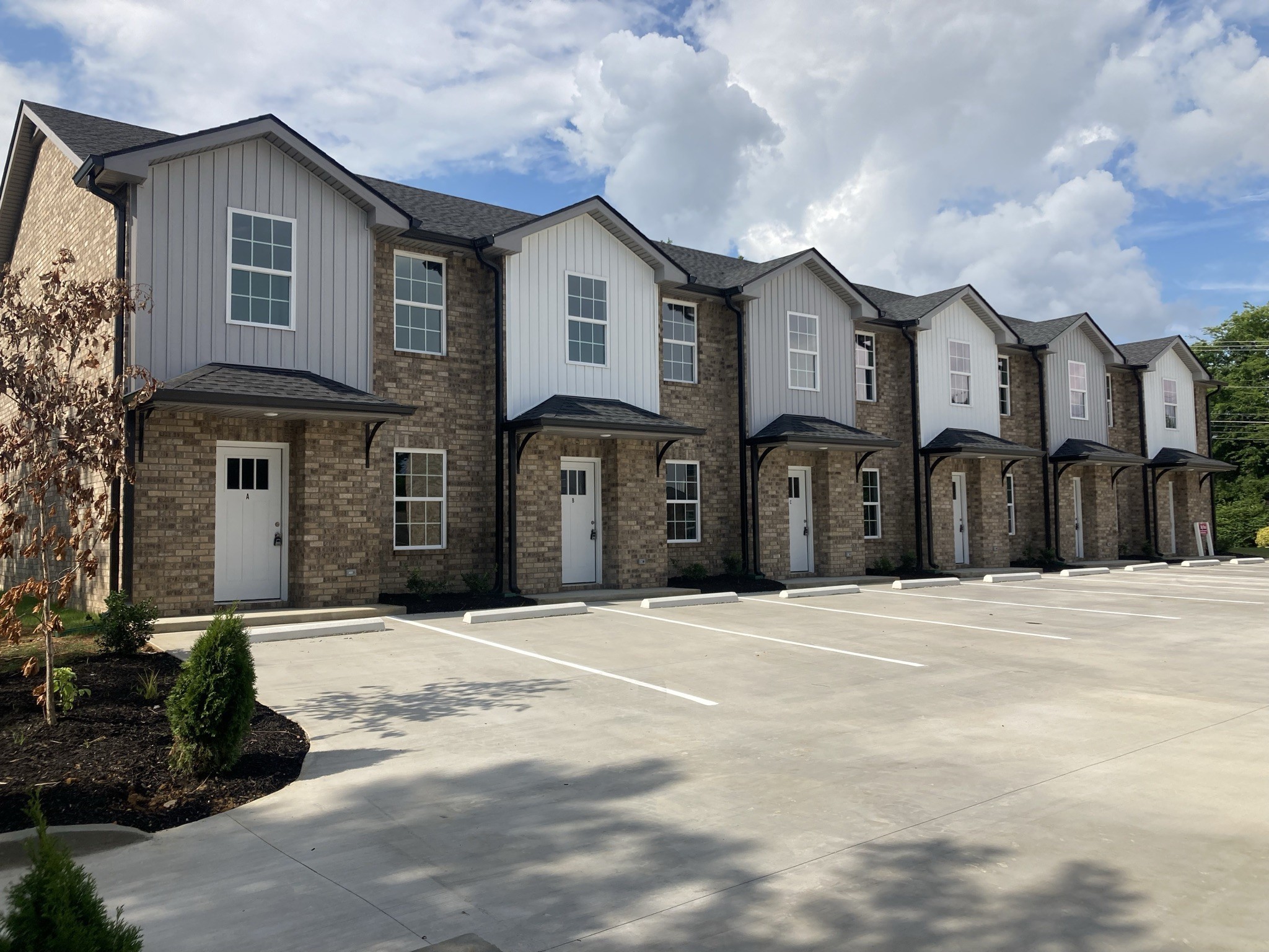 914 Peachers Mill Road Clarksville TN 37042