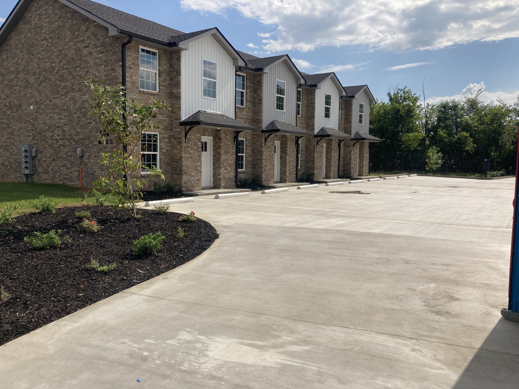 914 Peachers Mill Road Clarksville TN 37042