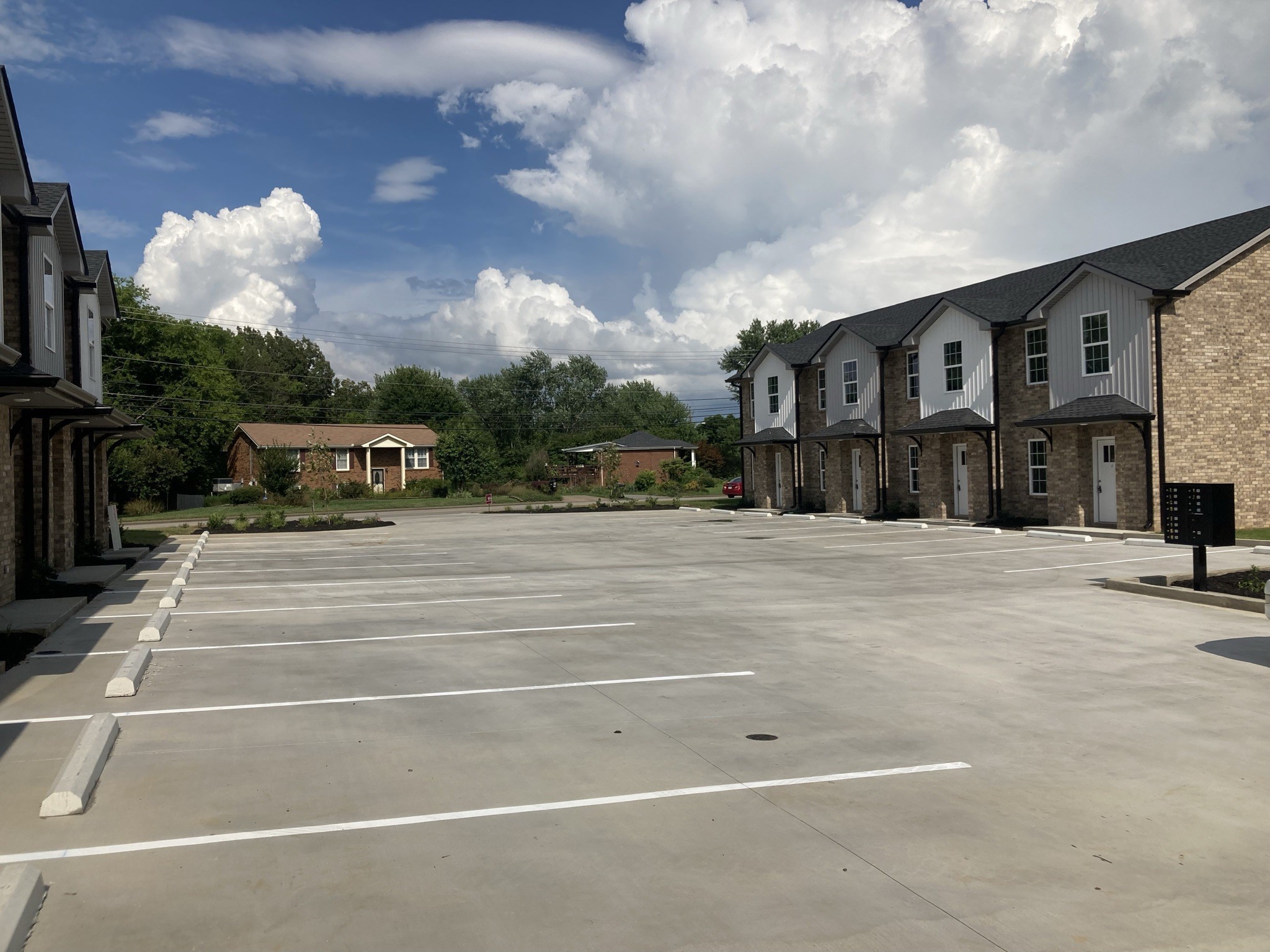 914 Peachers Mill Road Clarksville TN 37042
