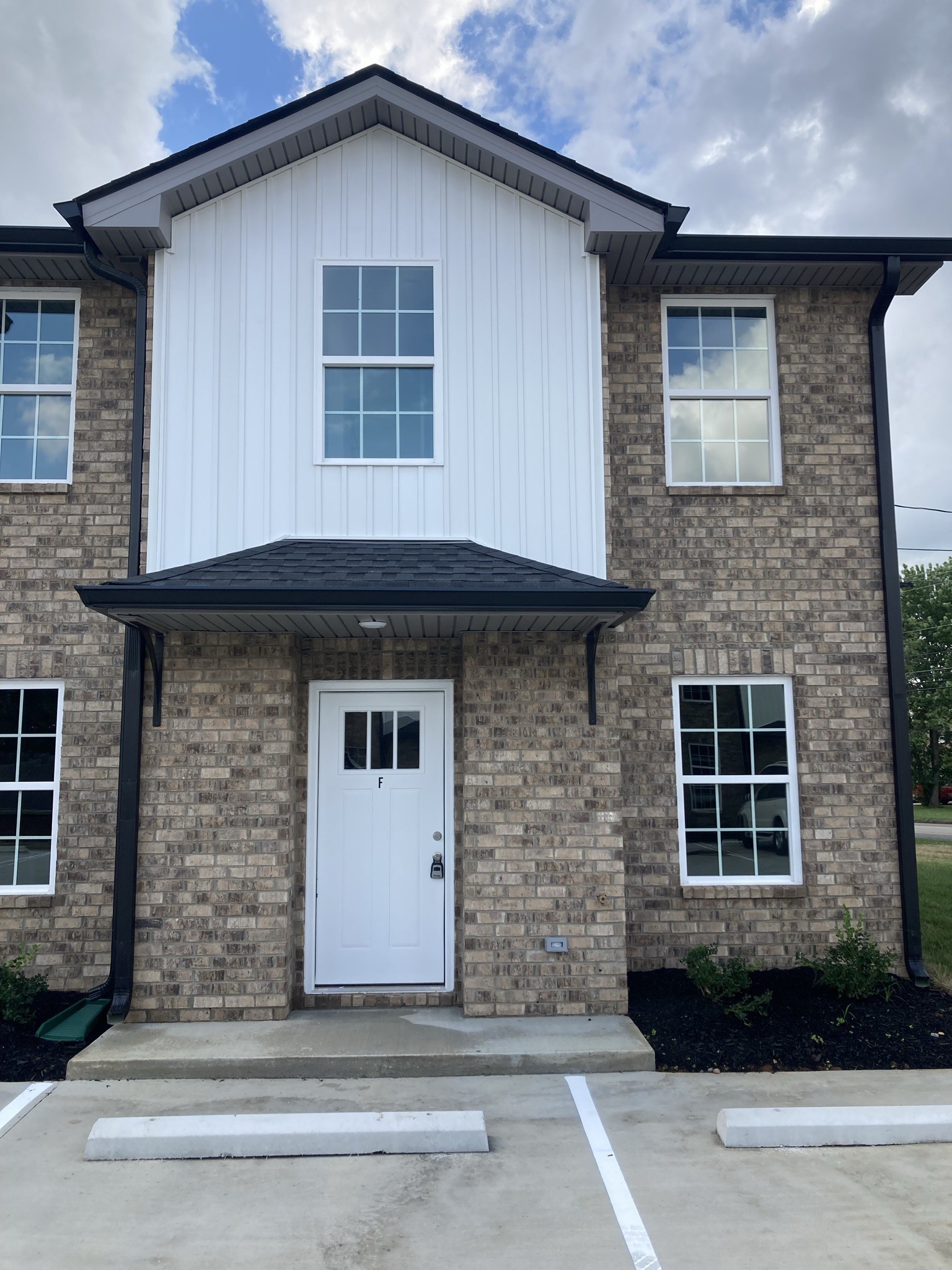 914 Peachers Mill Road Clarksville TN 37042