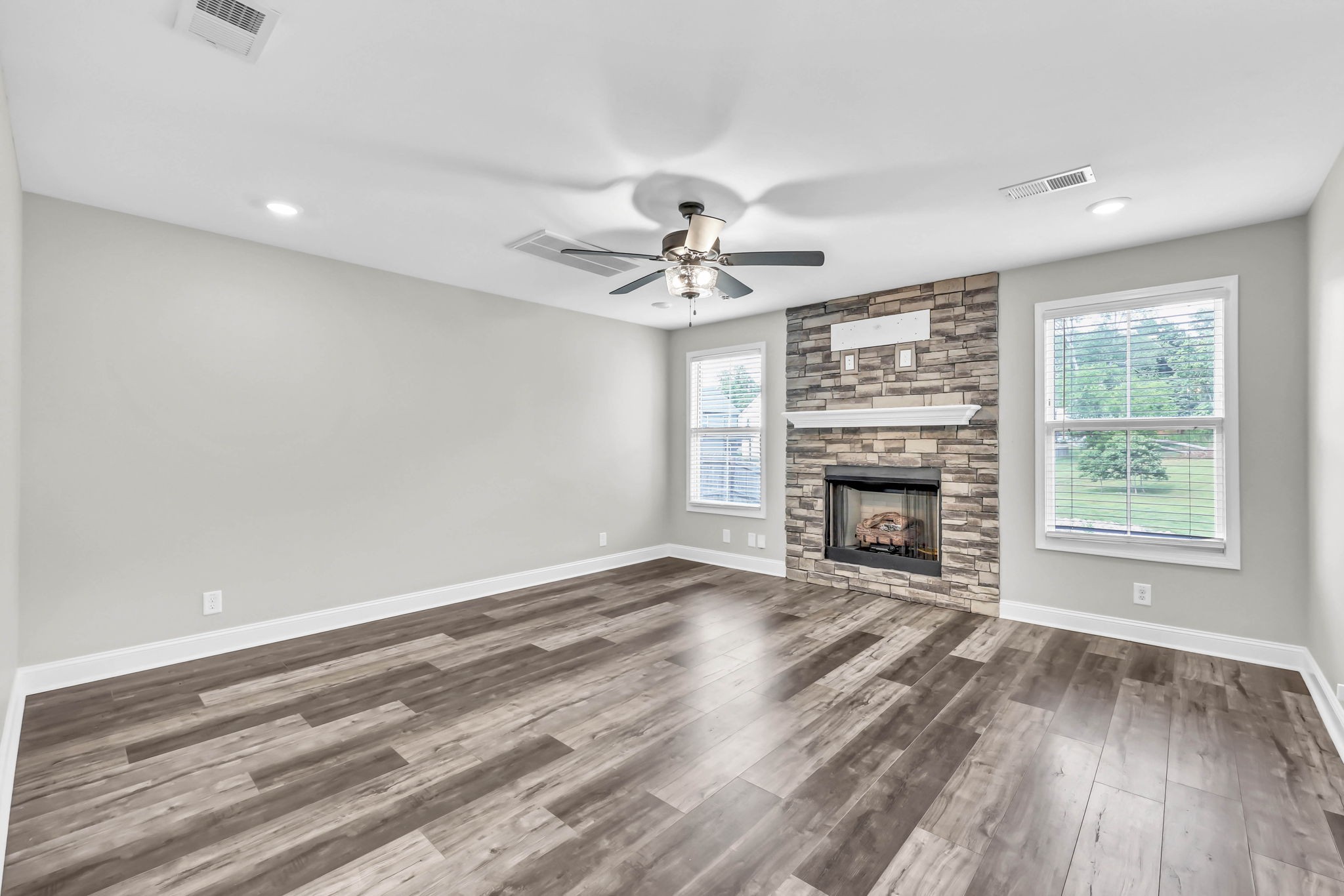246 Stone Bluff Way Clarksville TN 37040