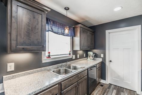 4242 Blake Lane White House TN 37188