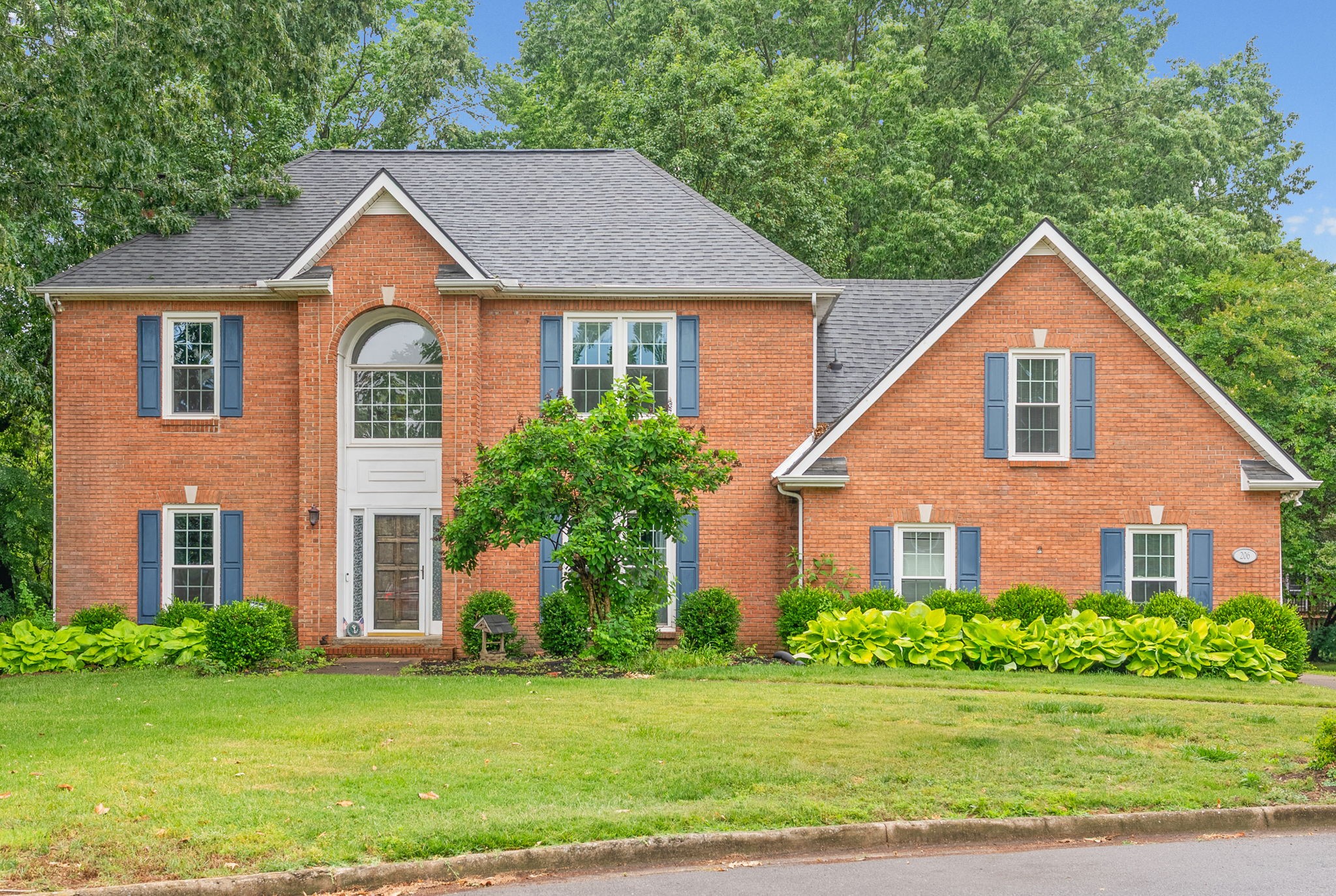 206 Longwood Lane Clarksville TN 37043