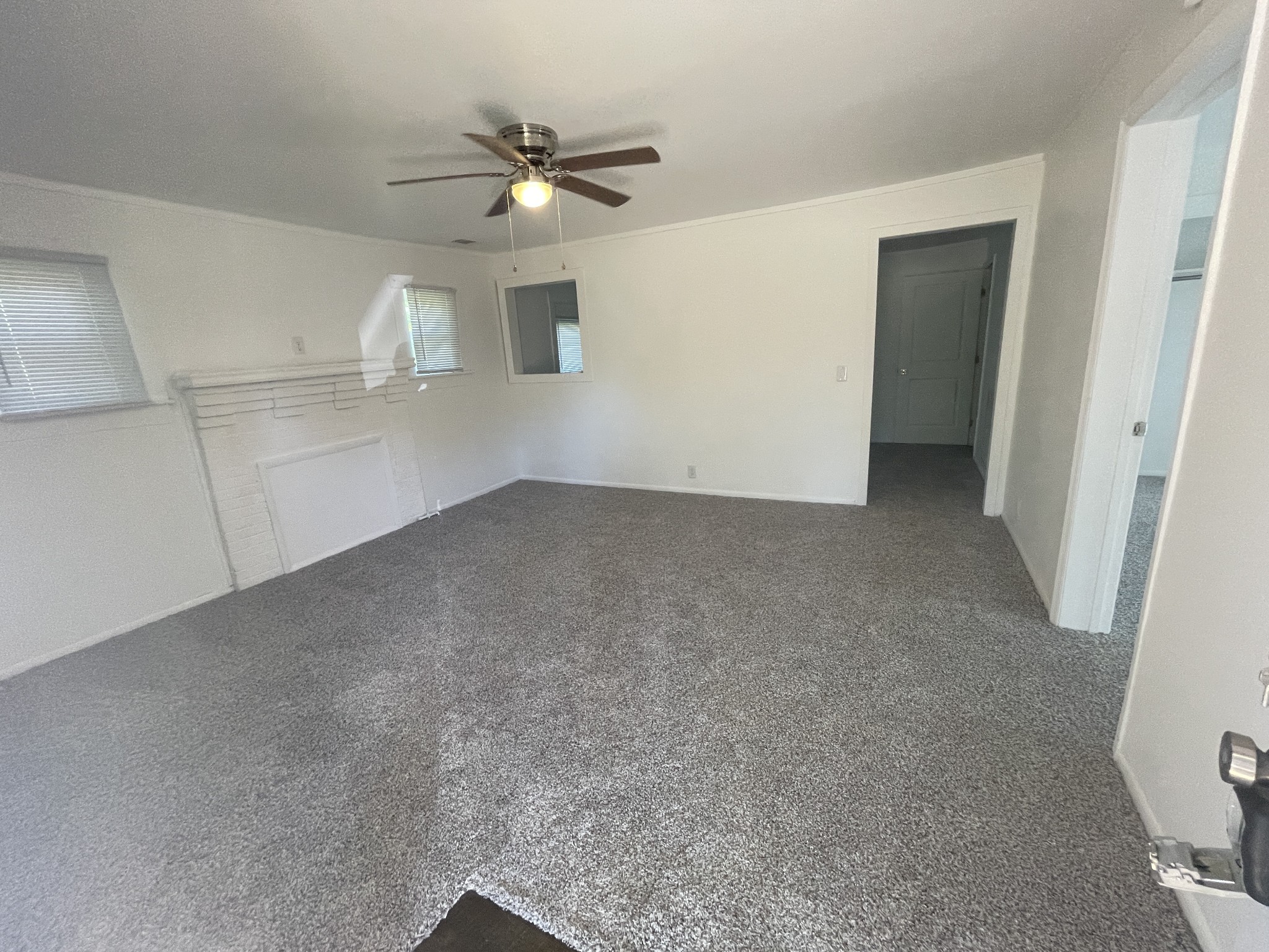 300 W Railroad Street Dickson TN 37055