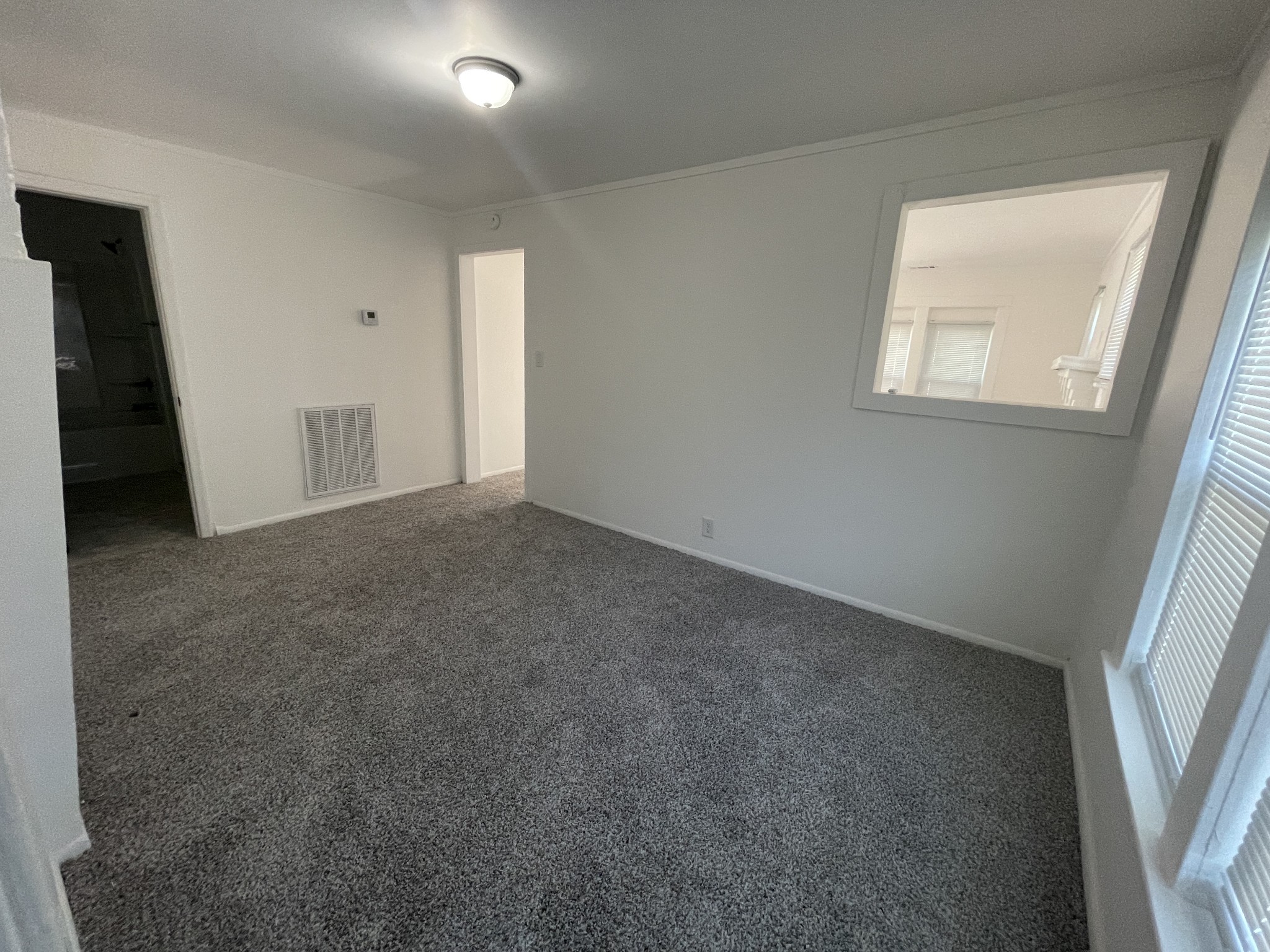 300 W Railroad Street Dickson TN 37055