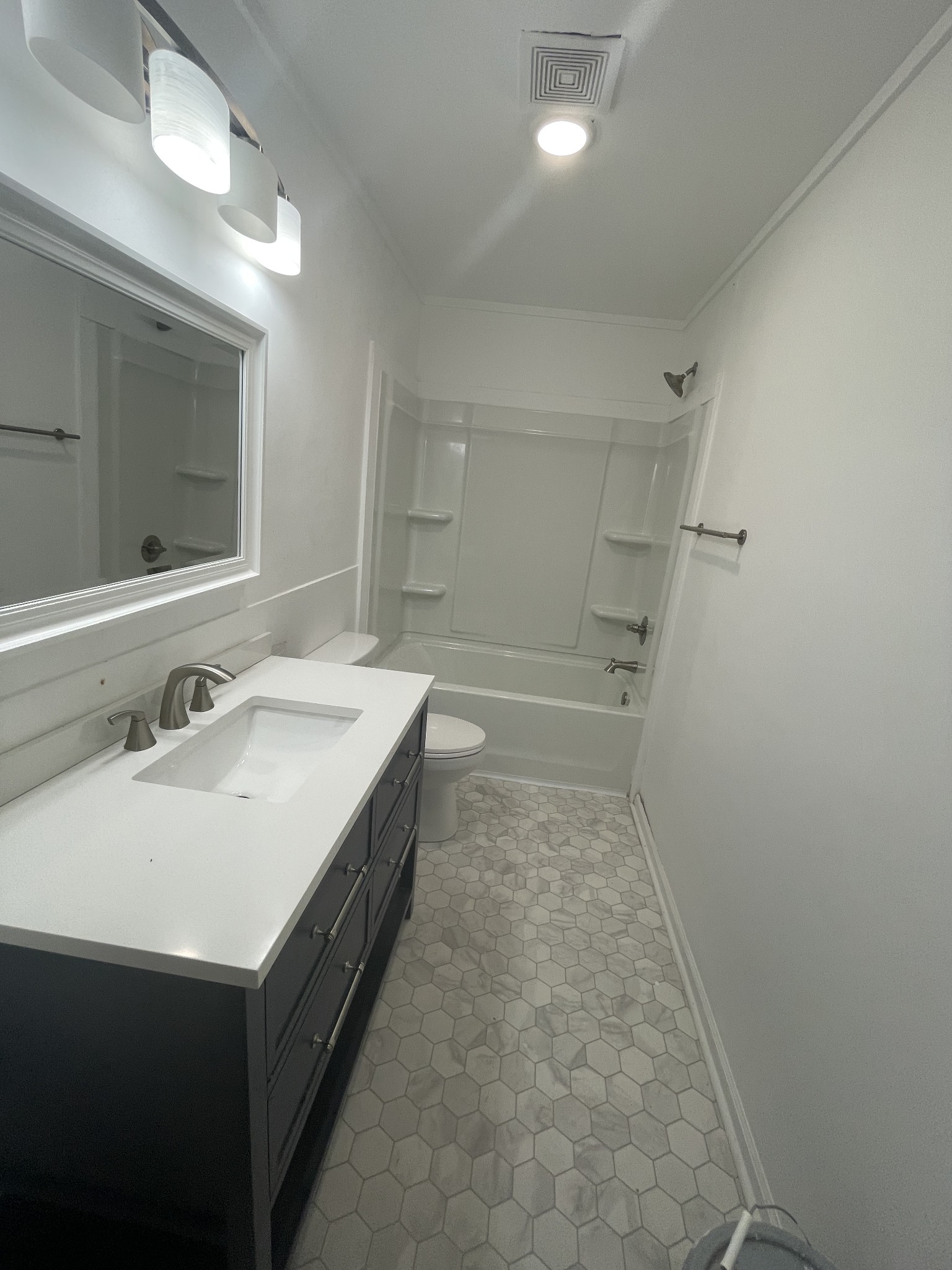 300 W Railroad Street Dickson TN 37055
