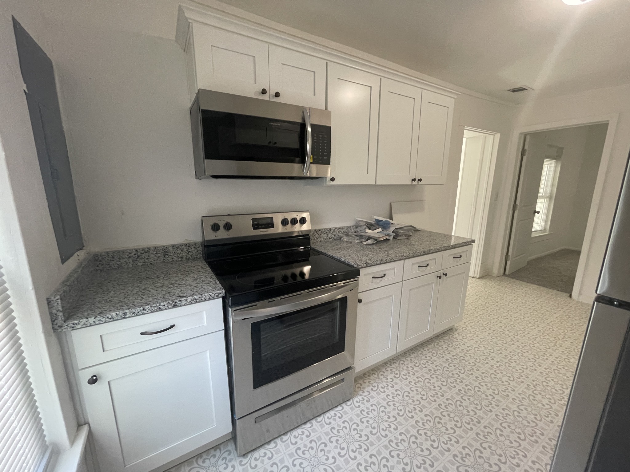 300 W Railroad Street Dickson TN 37055