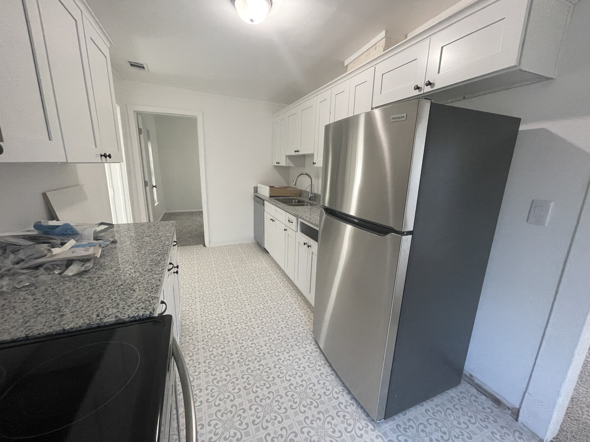 300 W Railroad Street Dickson TN 37055