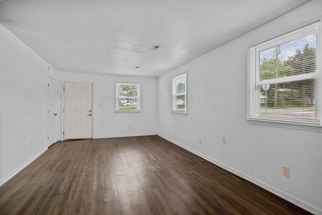 300 W Railroad Street Dickson TN 37055