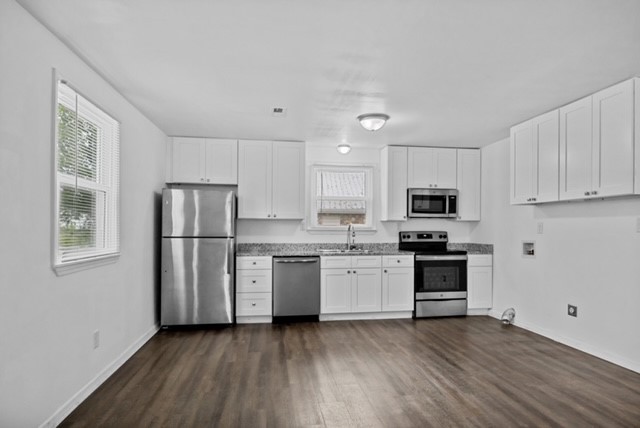 300 W Railroad Street Dickson TN 37055